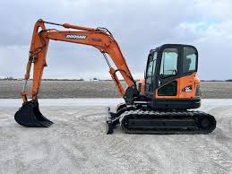Doosan DX85R-3